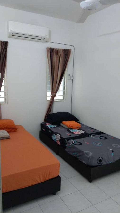 Affordable Stay @ Rue'S Villa Tropika Apartment, Ukm บางี ภายนอก รูปภาพ