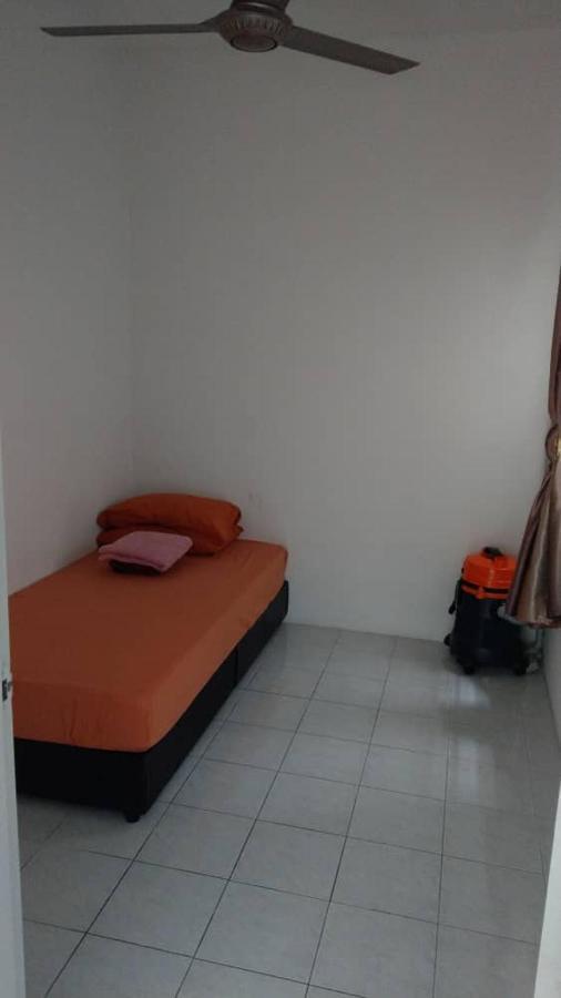 Affordable Stay @ Rue'S Villa Tropika Apartment, Ukm บางี ภายนอก รูปภาพ